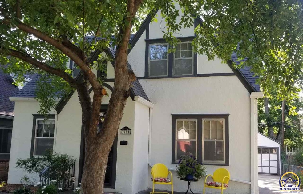 1414 SW Campbell Ave unit 600 sw Van Buren, Topeka, KS 66604 - photo 1