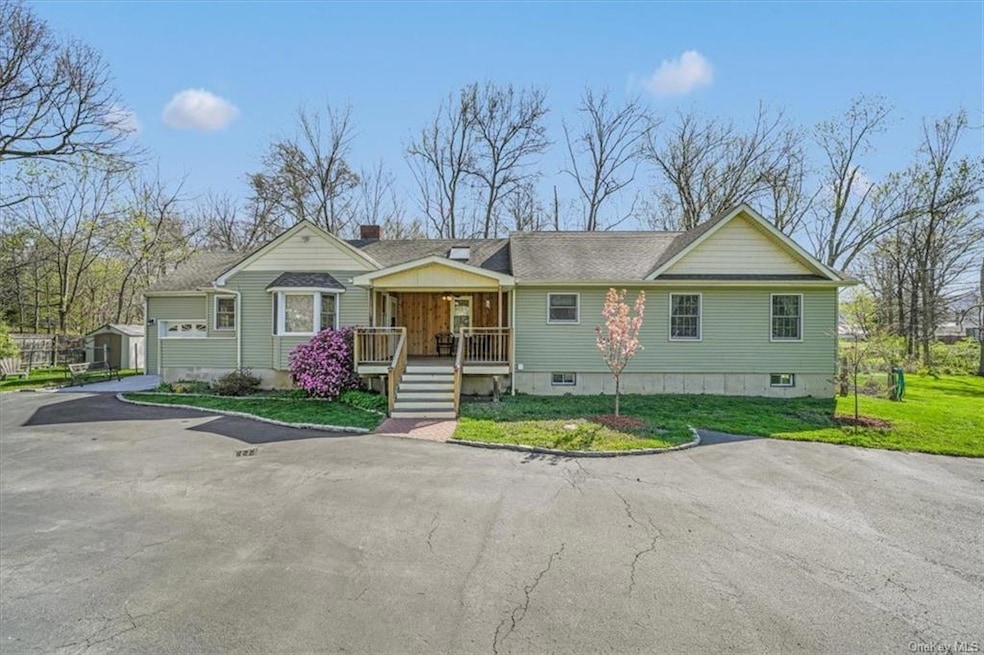 35 Goshen Ave, Washingtonville, NY 10992 - photo 1