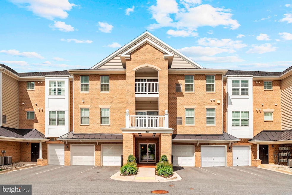 1410 Wigeon Way unit 305, Gambrills, MD 21054 - photo 1