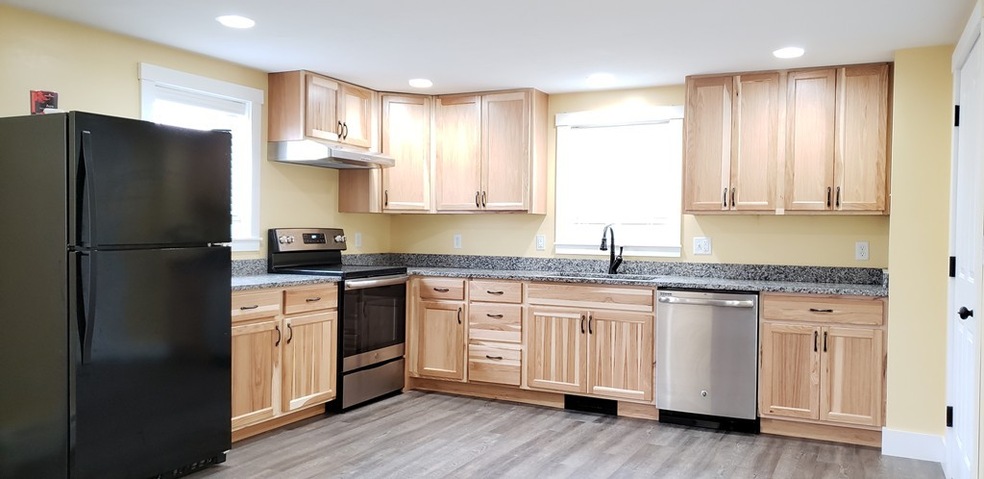 51 Moore Rd unit 1, New Braintree, MA 01531 - photo 1