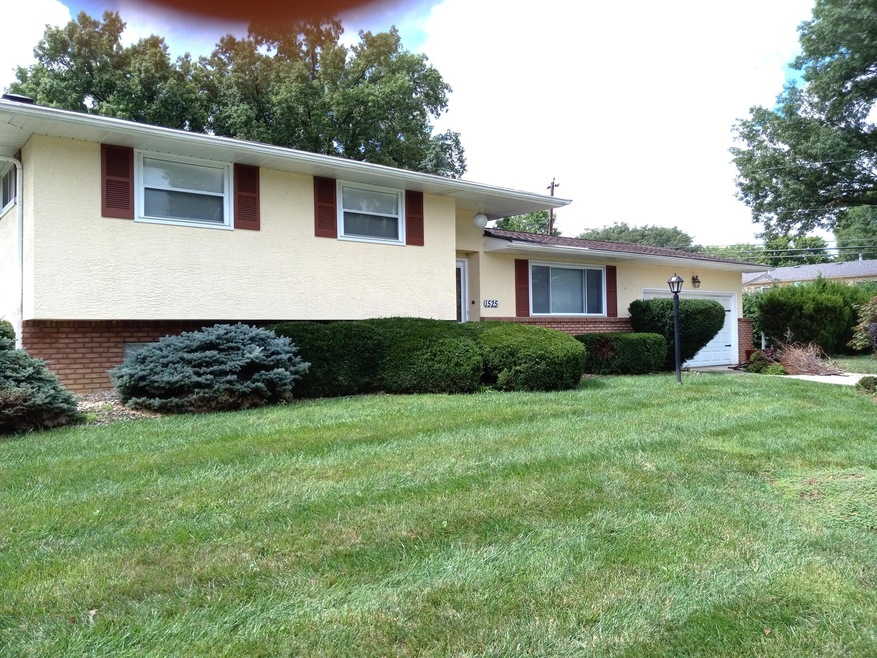 1525 Lonsdale Rd, Columbus, OH 43232 - photo 1