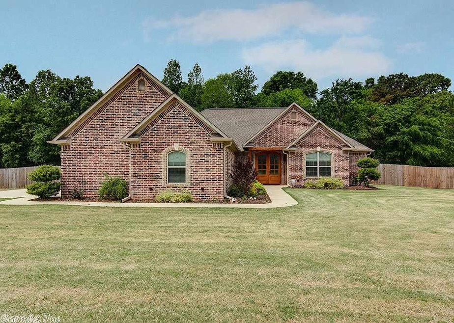 54 Chesterfield Cir, Texarkana, TX 75503 - photo 1