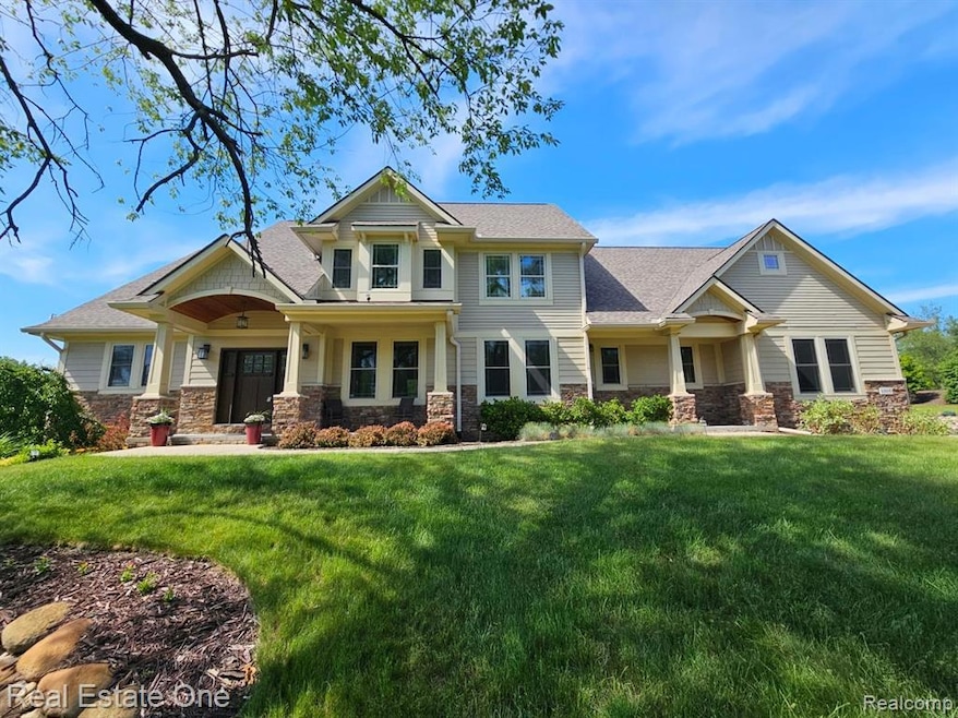 Front photo of 1356 Balsam Way