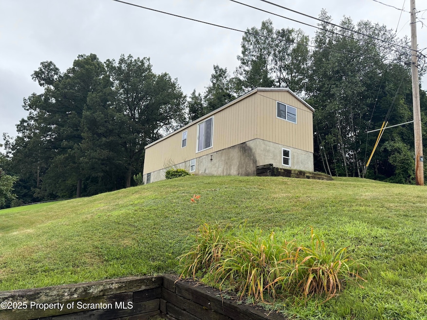 1002 Ridge St unit L 38, Olyphant, PA 18447 - photo 1