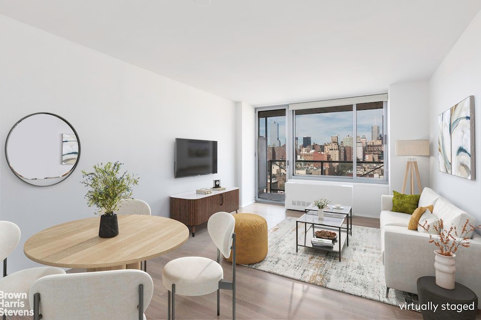 Grand Chelsea unit 14B, New York, NY 10011 - photo 1
