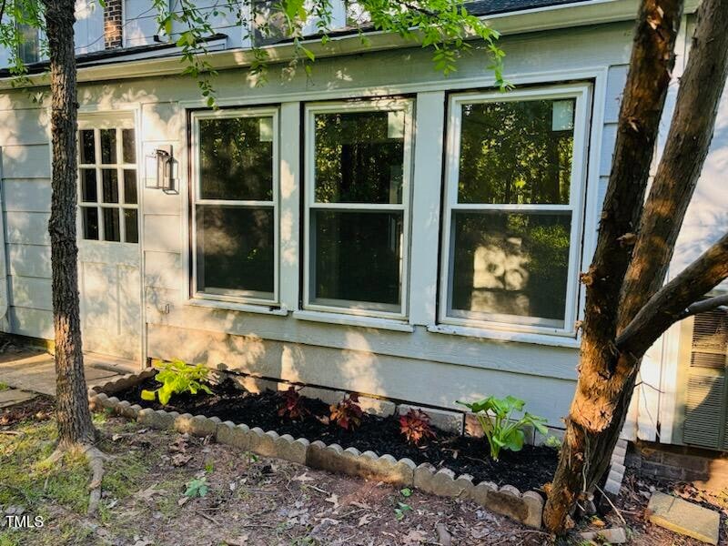 1304 Seaton Rd unit 24, Durham, NC 27713 - photo 1