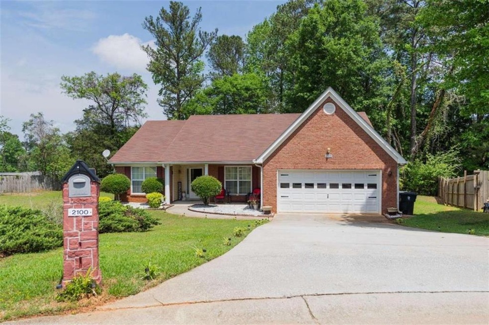 2100 Thorndale Dr SW, Lilburn, GA 30047 - photo 1