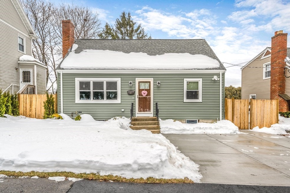 31 Marguerite Ave, Waltham, MA 02452 - photo 1