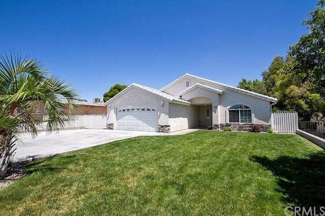 18146 Deer Park Ln, Victorville, CA 92395 - photo 1