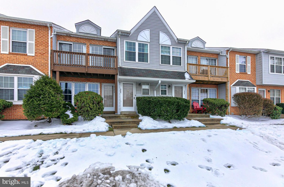 303 Wendover Dr, Norristown, PA 19403 - photo 1