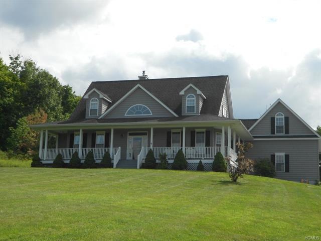 57 Round Hill Rd, Washingtonville, NY 10992 - photo 1