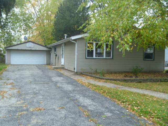 507 Apache Ave, Carpentersville, IL 60110 - photo 1