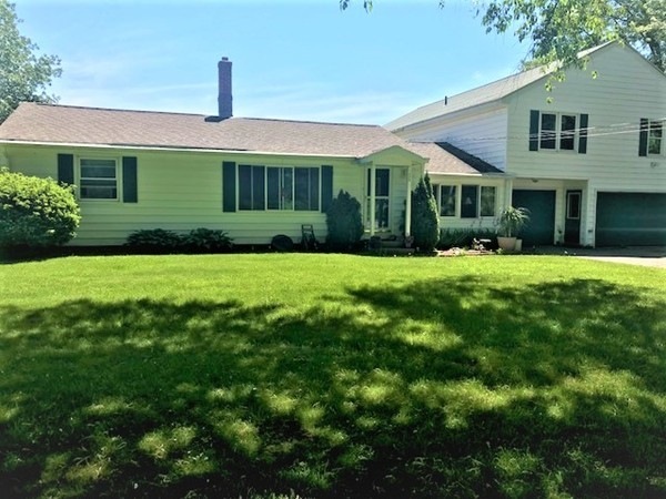 145 Ponakin Rd unit 2R, Lancaster, MA 01523 - photo 1