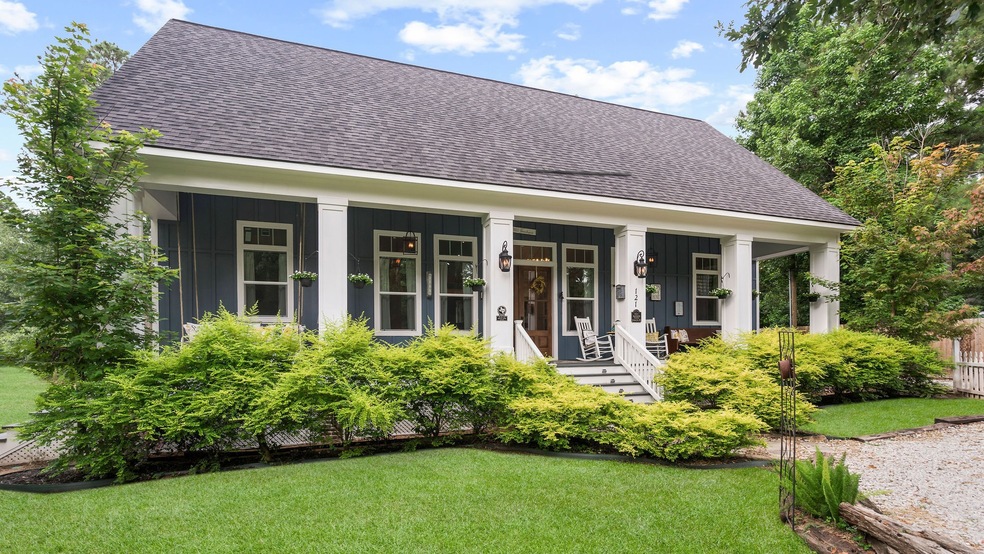 121 Hughes Ln, Magnolia, TX 77354 - photo 1