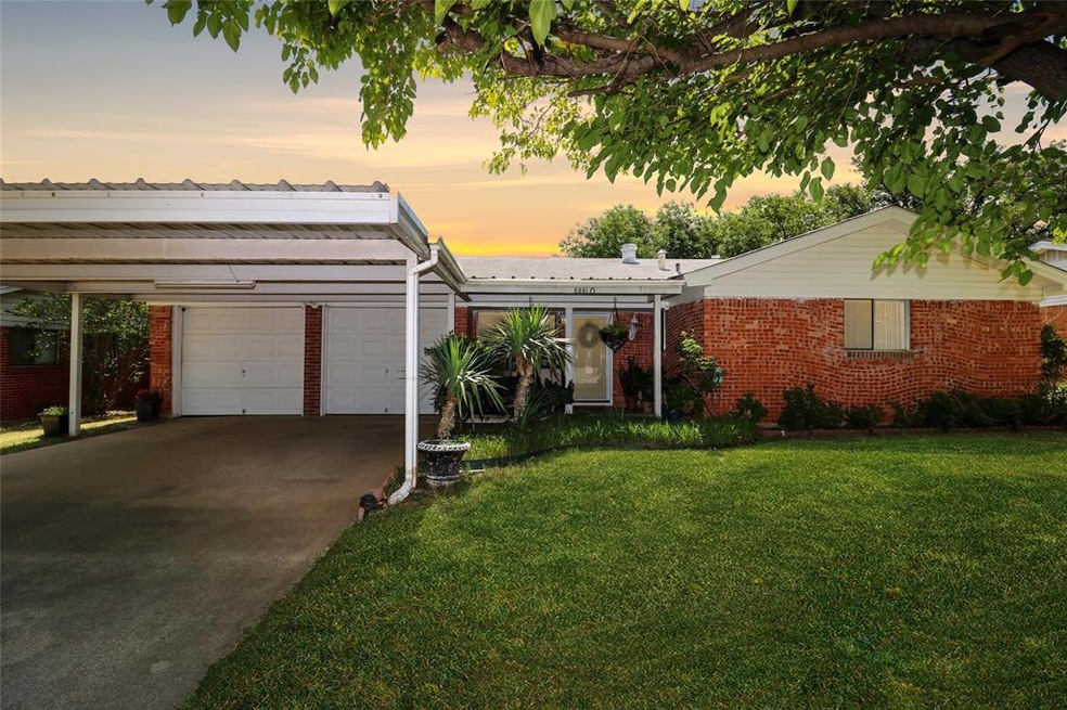 8881 Kate St, Fort Worth, TX 76108 - photo 1