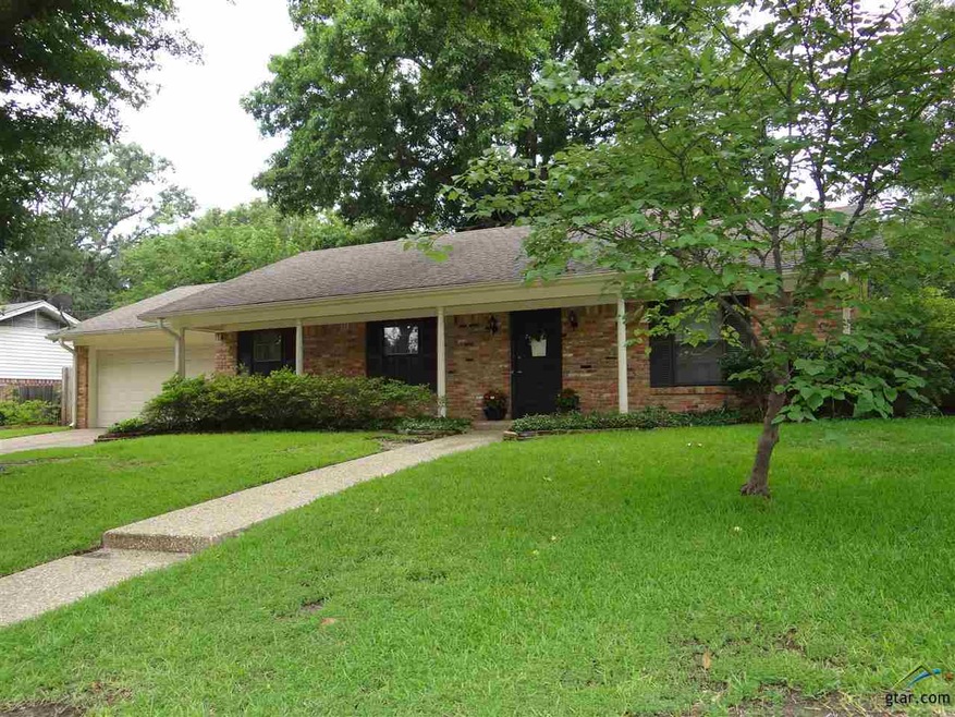 3901 Brookwood Dr, Tyler, TX 75701 - photo 1