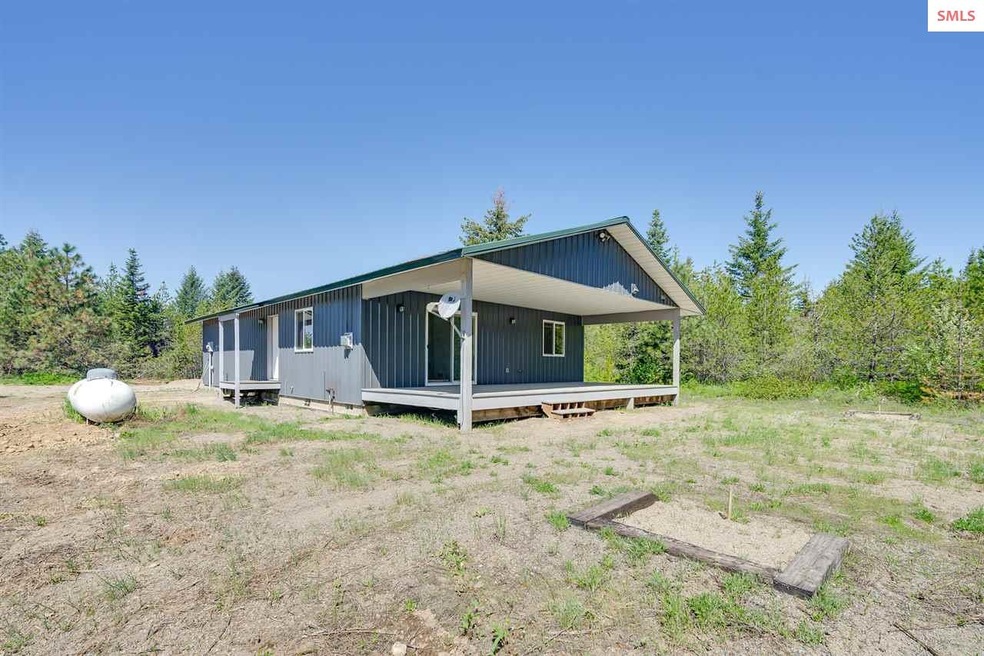 29685 N Sylvan Ln, Athol, ID 83801 - photo 1