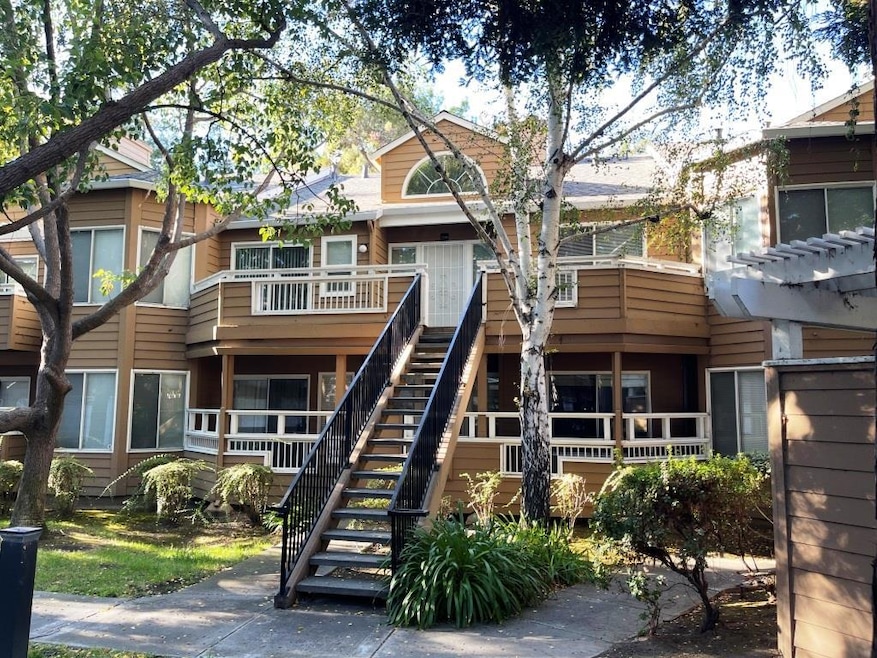 2546 Alveswood Cir, San Jose, CA 95131 - photo 1