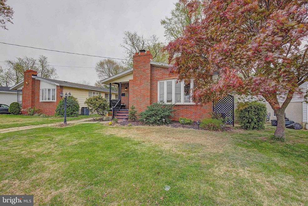 8526 Jenkins Rd, Pasadena, MD 21122 - photo 1