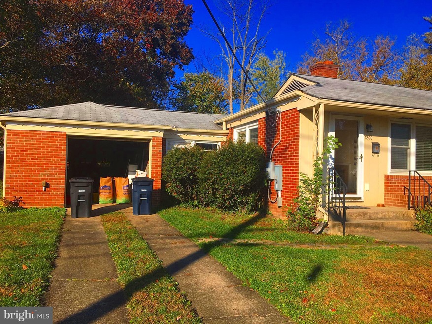 2206 Apache St, Hyattsville, MD 20783 - photo 1