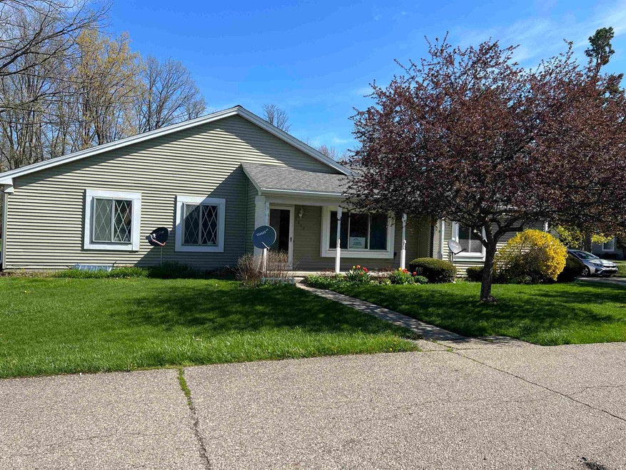 1302 Leisure Dr unit U84, Flint, MI 48507 - photo 1