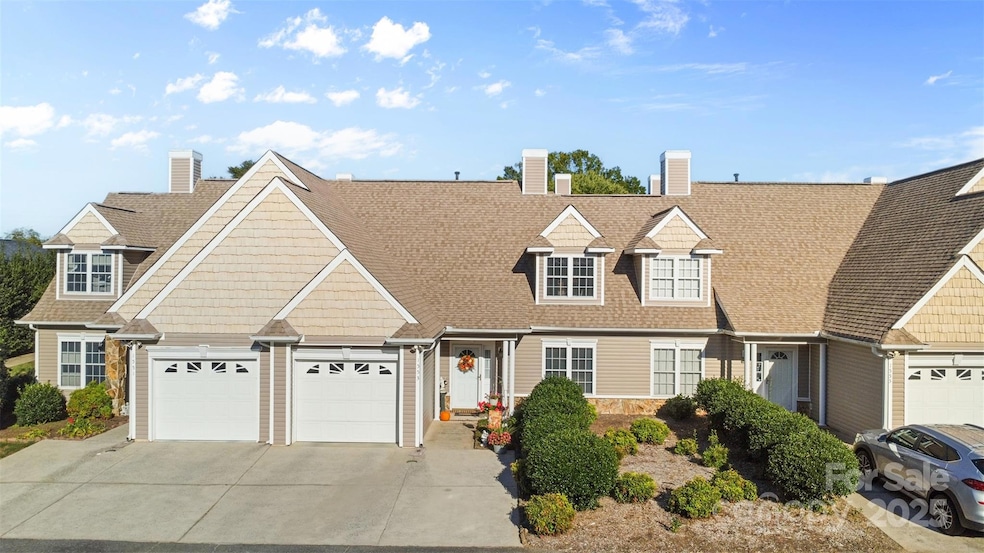 1553 16th Ave NE unit 7, Hickory, NC 28601 - photo 1