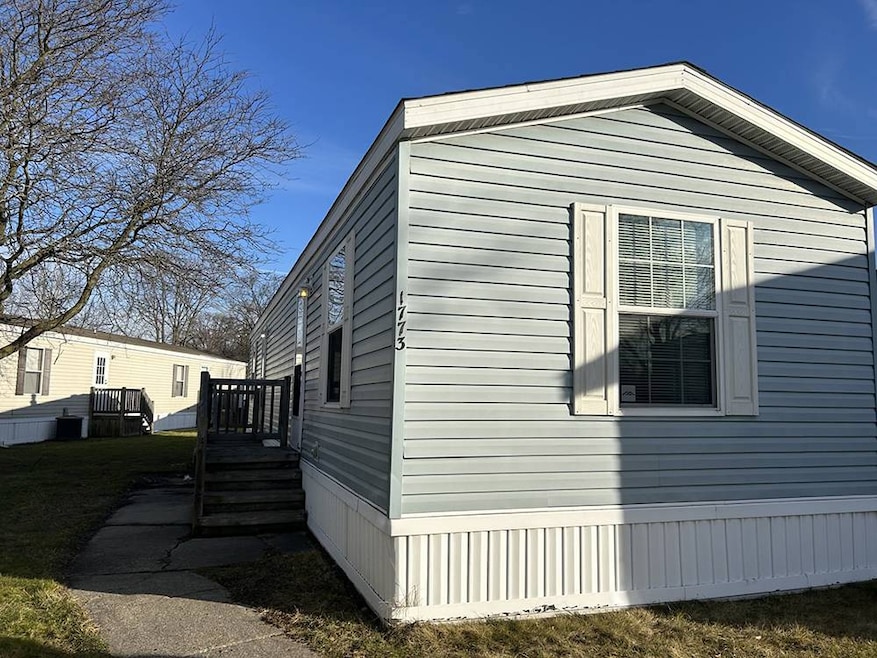 1773 Ann Terrace unit 248, Madison Heights, MI 48071 - photo 1