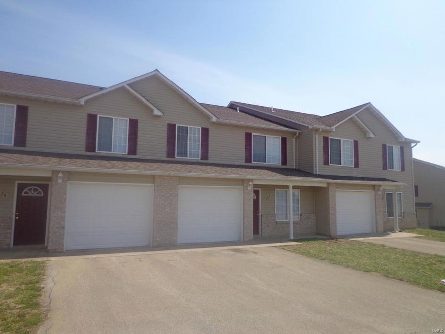 422 Shade Tree Ln unit 2, Farmington, MO 63640 - photo 1