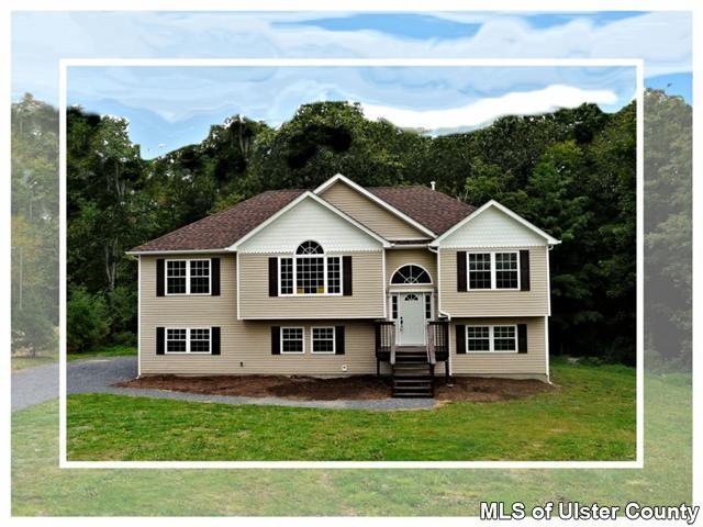 7 Hilltop Ln, Highland, NY 12528 - photo 1