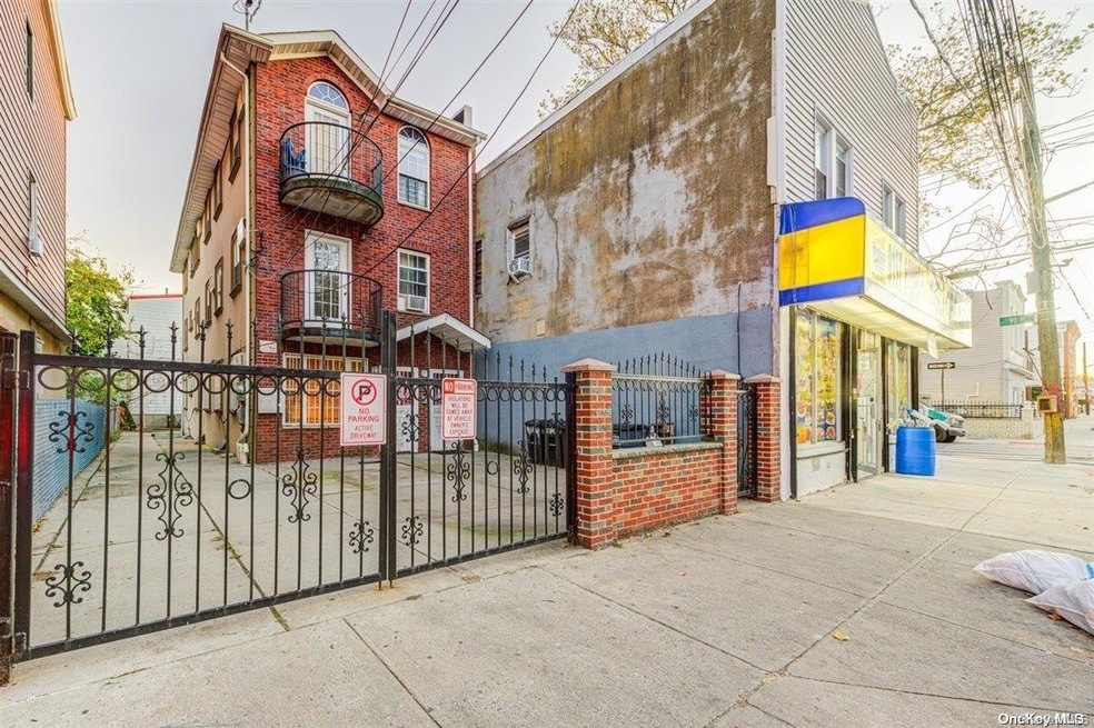 91-04 97th Ave, Ozone Park, NY 11416 - photo 1