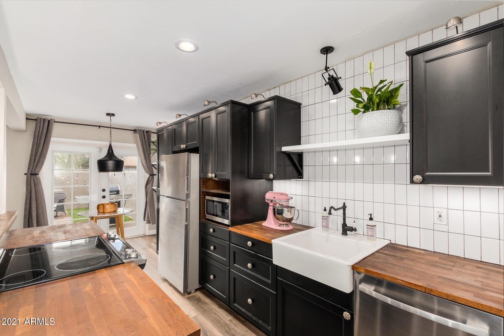 Kitchen - Newly Remodeled
