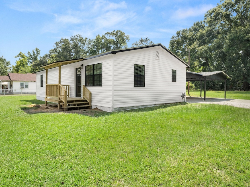 502 Vine St, Deridder, LA 70634 - photo 1