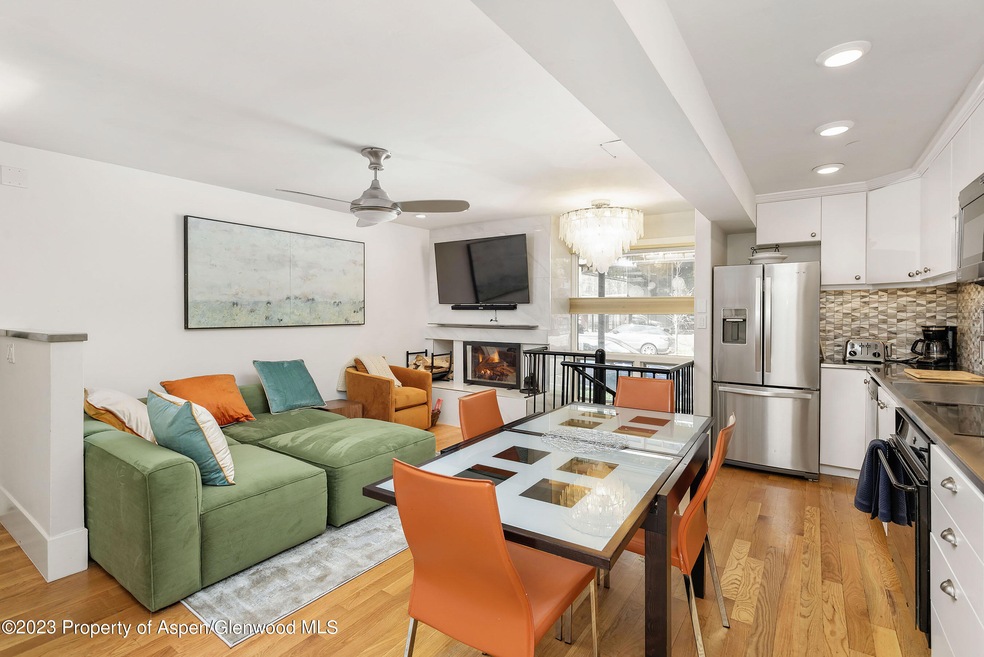 250SOriginalD_DASH_23052305