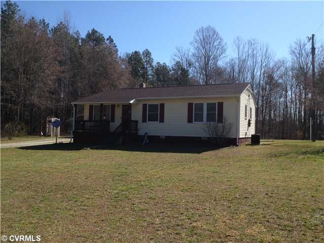 3894 Old Mansion Rd, Lunenburg, VA 23952 - photo 1