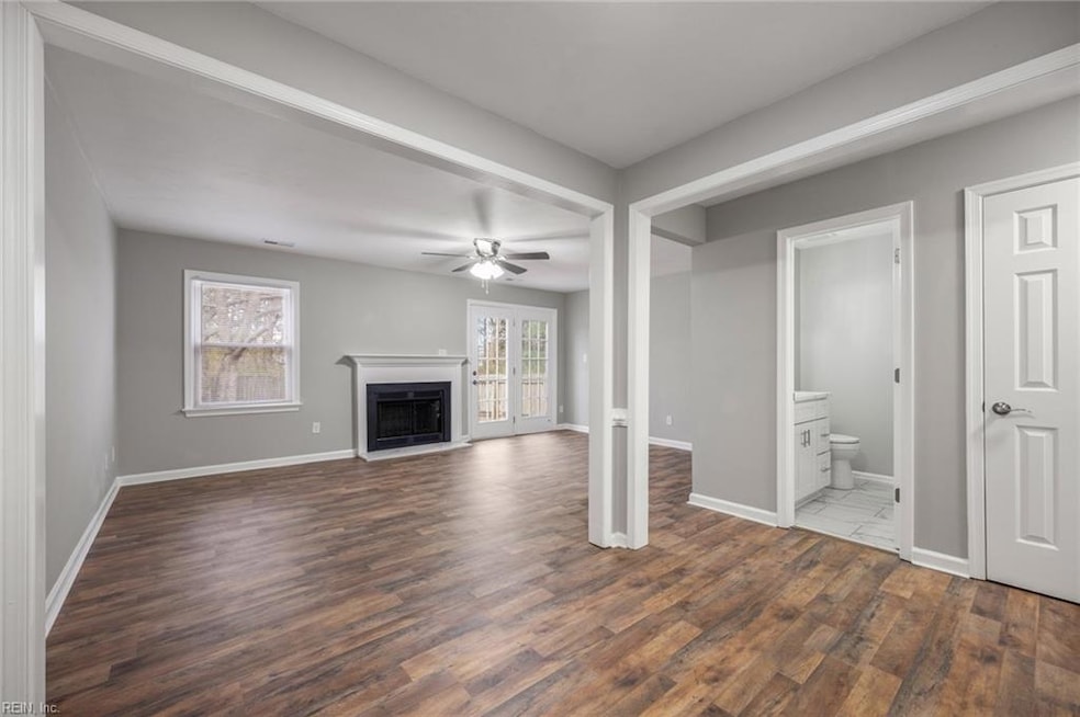 Beautiful Townhouse- 3323 Cricket Hollow Lane