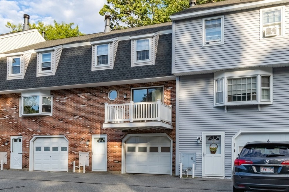 62 Frederick St unit 34, Dracut, MA 01826 - photo 1