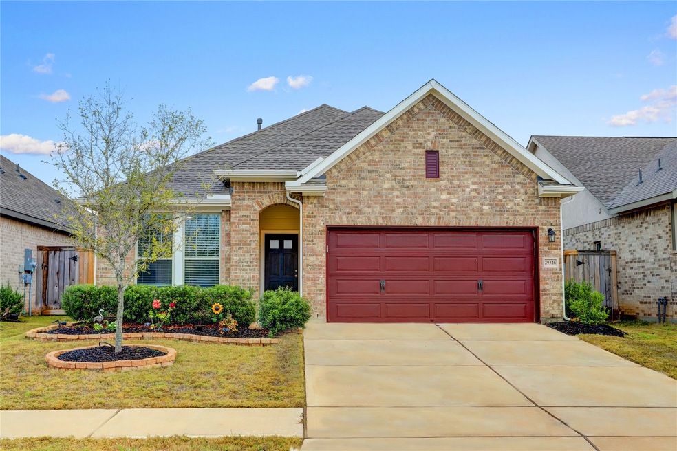 Welcome to 29326 Sweet Orange!