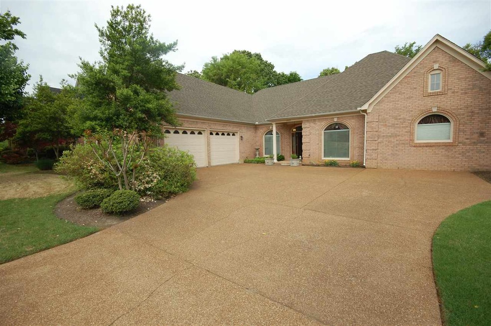GORGEOUS CORDOVA HOME!