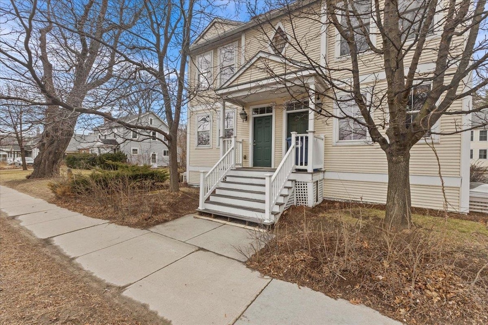 Sold $350,000 • Co-Listing Agent