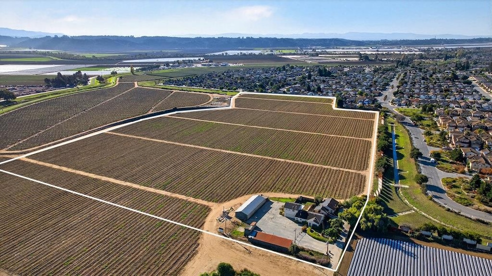 620 Condit Ln, Watsonville, CA 95076 - photo 1