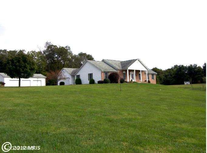 675 Johnsville Rd, Sykesville, MD 21784 - photo 1