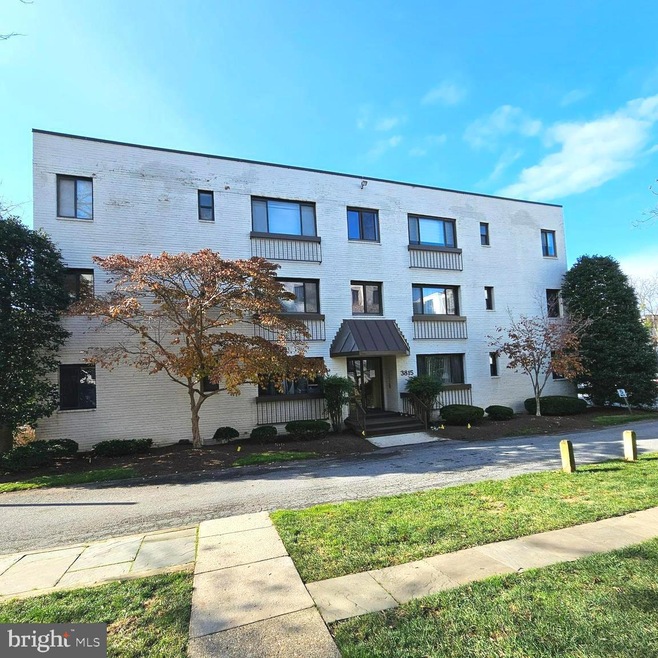 3815 Davis Place NW unit 3, Washington, DC 20007 - photo 1