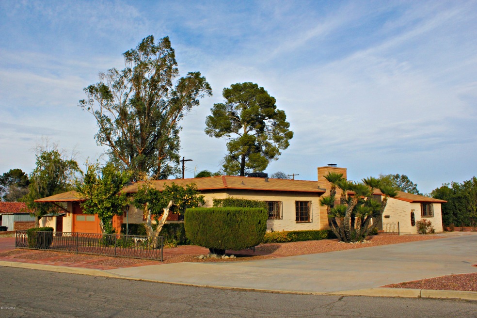 Front view / side view