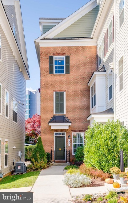 51 Linden Place, Towson, MD 21286 - photo 1