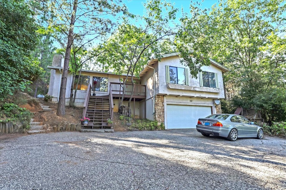 Sold $378,000 • Co-Listing Agent