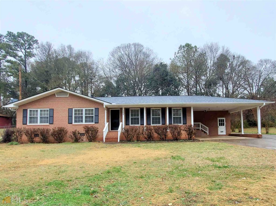 365 Wilson Dr, Commerce, GA 30529 - photo 1