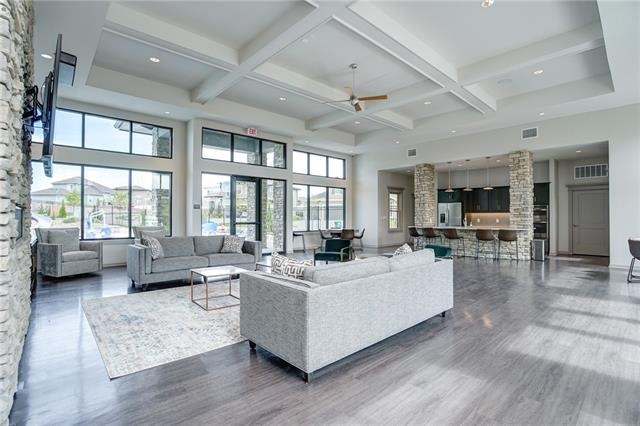 1413 SW Georgetown Dr, Lee's Summit, MO 64082 - photo 1