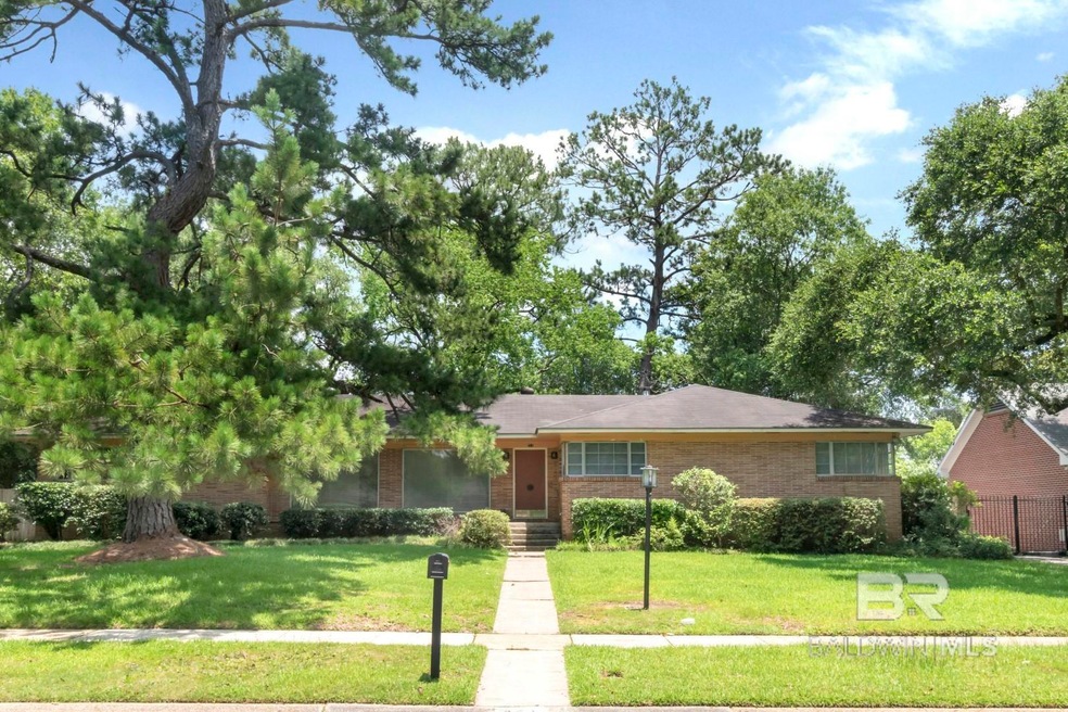 251 Irvine Rd, Mobile, AL 36606 - photo 1