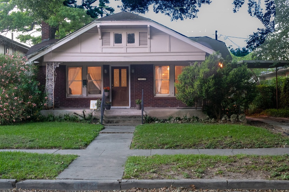 1616 Hawthorne St, Houston, TX 77006 - photo 1
