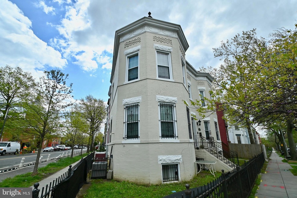 1035 10th St NE unit 2, Washington, DC 20002 - photo 1